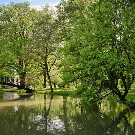 Abbaye De La Bussiere Ξενοδοχείο Εξωτερικό φωτογραφία