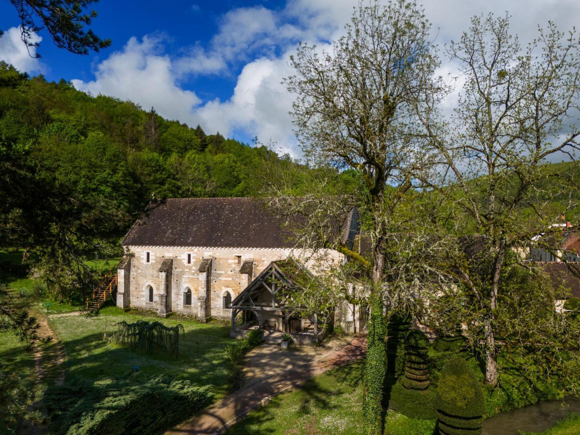 Abbaye De La Bussiere Ξενοδοχείο Εξωτερικό φωτογραφία